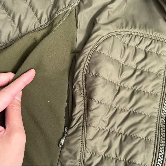 Lululemon Athletica Green Quilted Utility Jacket - Picture 9 of 11